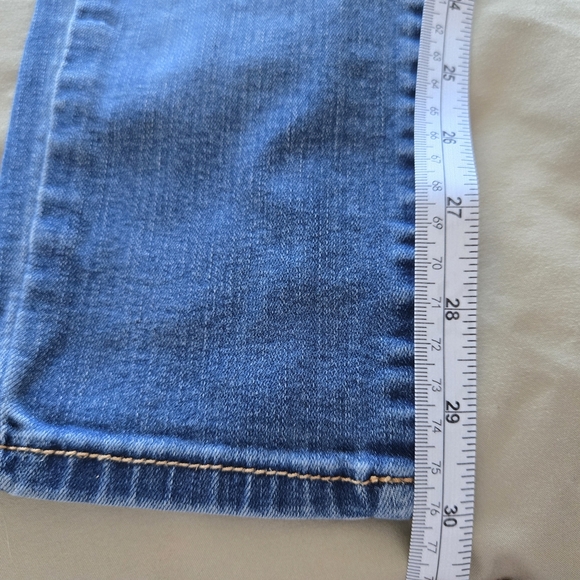 American Eagle Distressed Jegging Blue Jeans - Picture 6 of 6